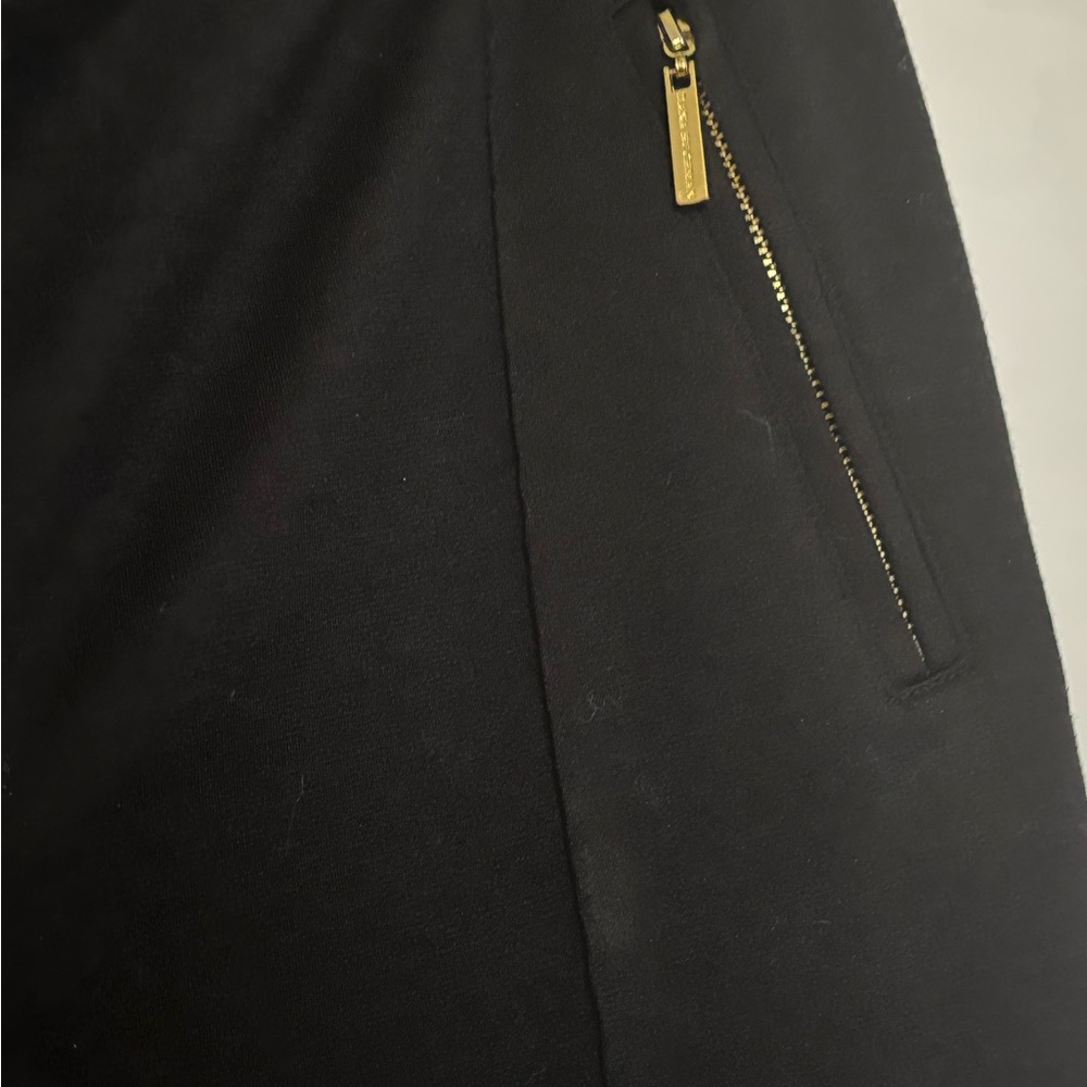 Stretchy pull on pants with zipper detail - Picture 2 of 4